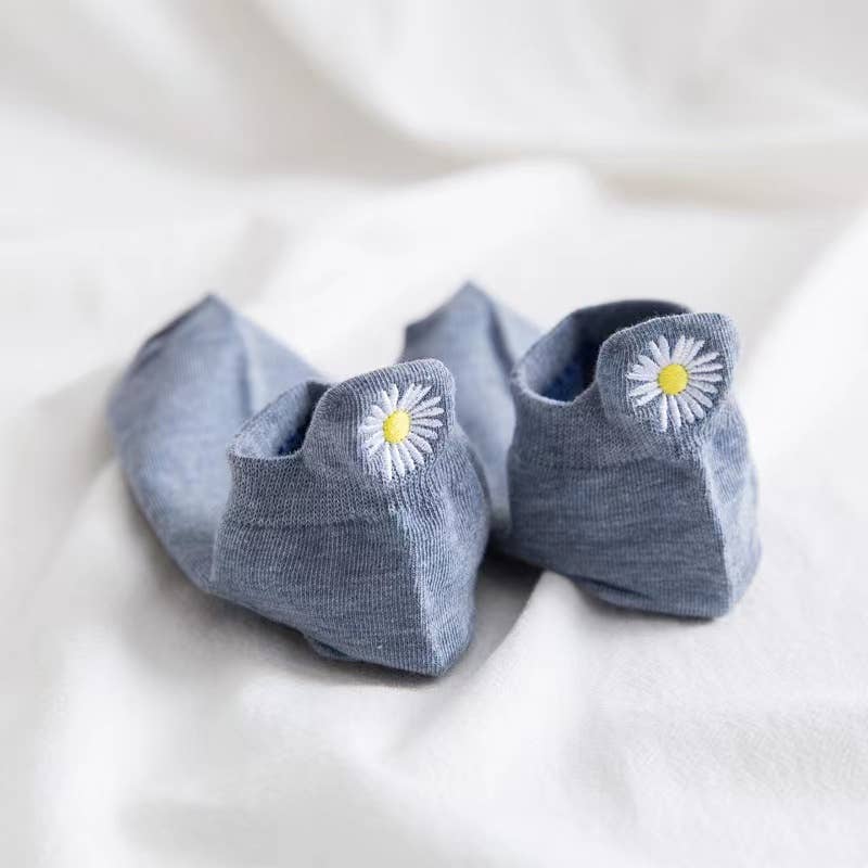 Shop Lev - Women Flower Embroidery Point Ankle Socks: Turmeric