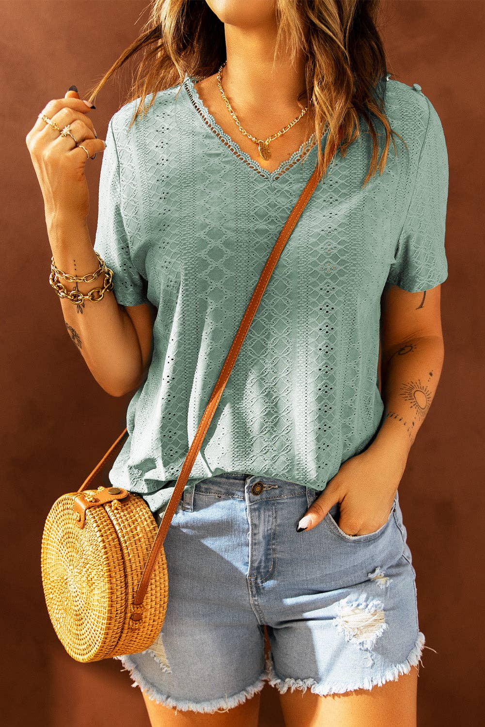 Green V Neck Lace Short Sleeve T-Shirt